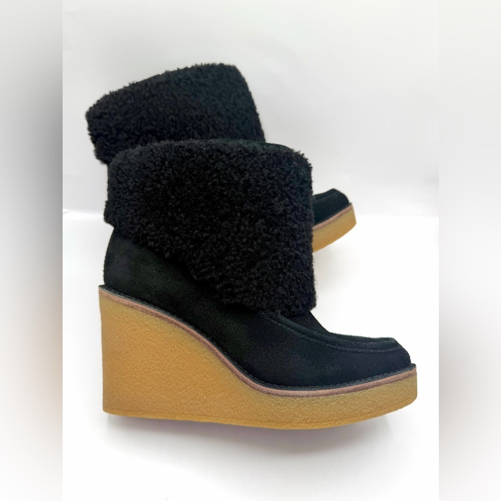 UGG Boots Womens Size 7, Black Coldin Faux Fur Suede Ankle Wedge Bootie 1018648